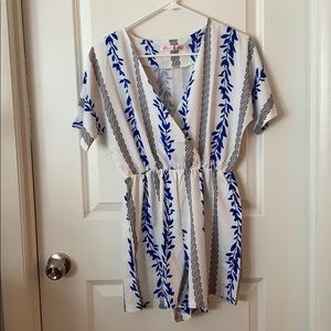 Adorable romper NWOT